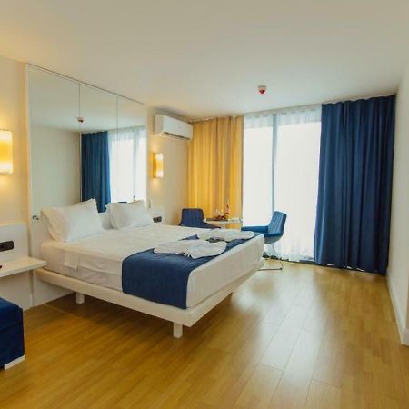 Aparthotel Orbi City Sea View Batoumi Extérieur photo
