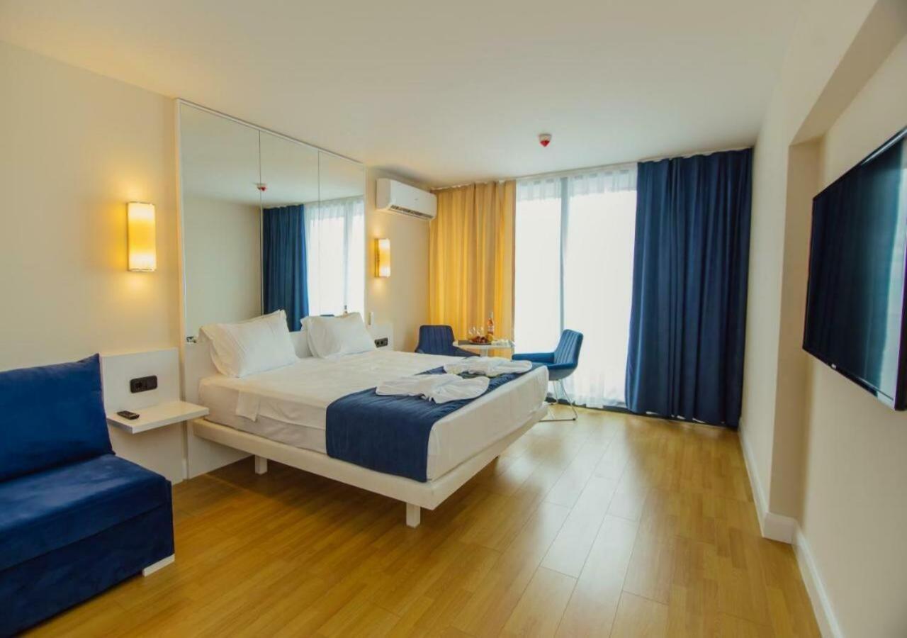 Aparthotel Orbi City Sea View Batoumi Extérieur photo